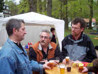 maif0612.jpg (85394 Byte)